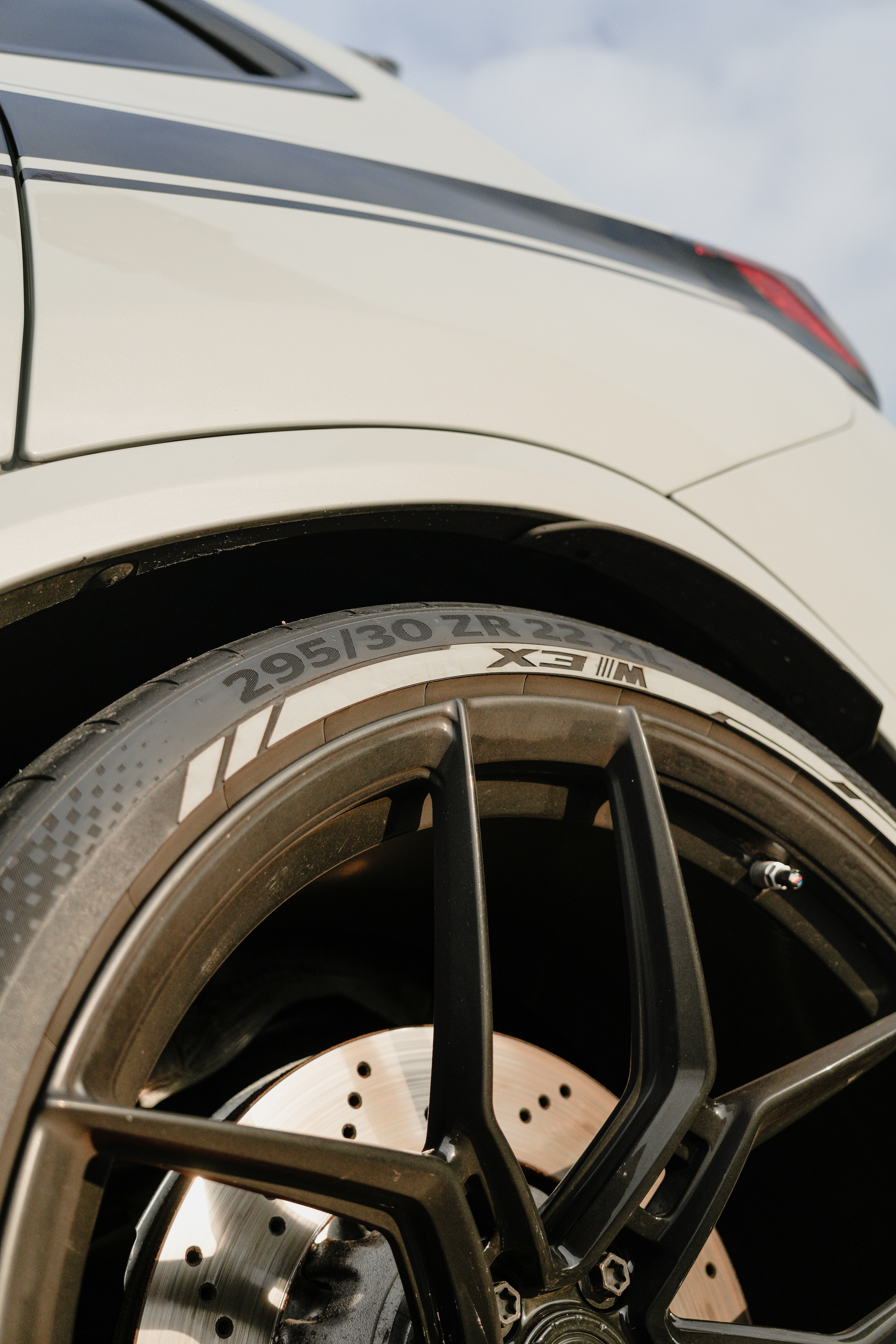 BMW X3M — 12