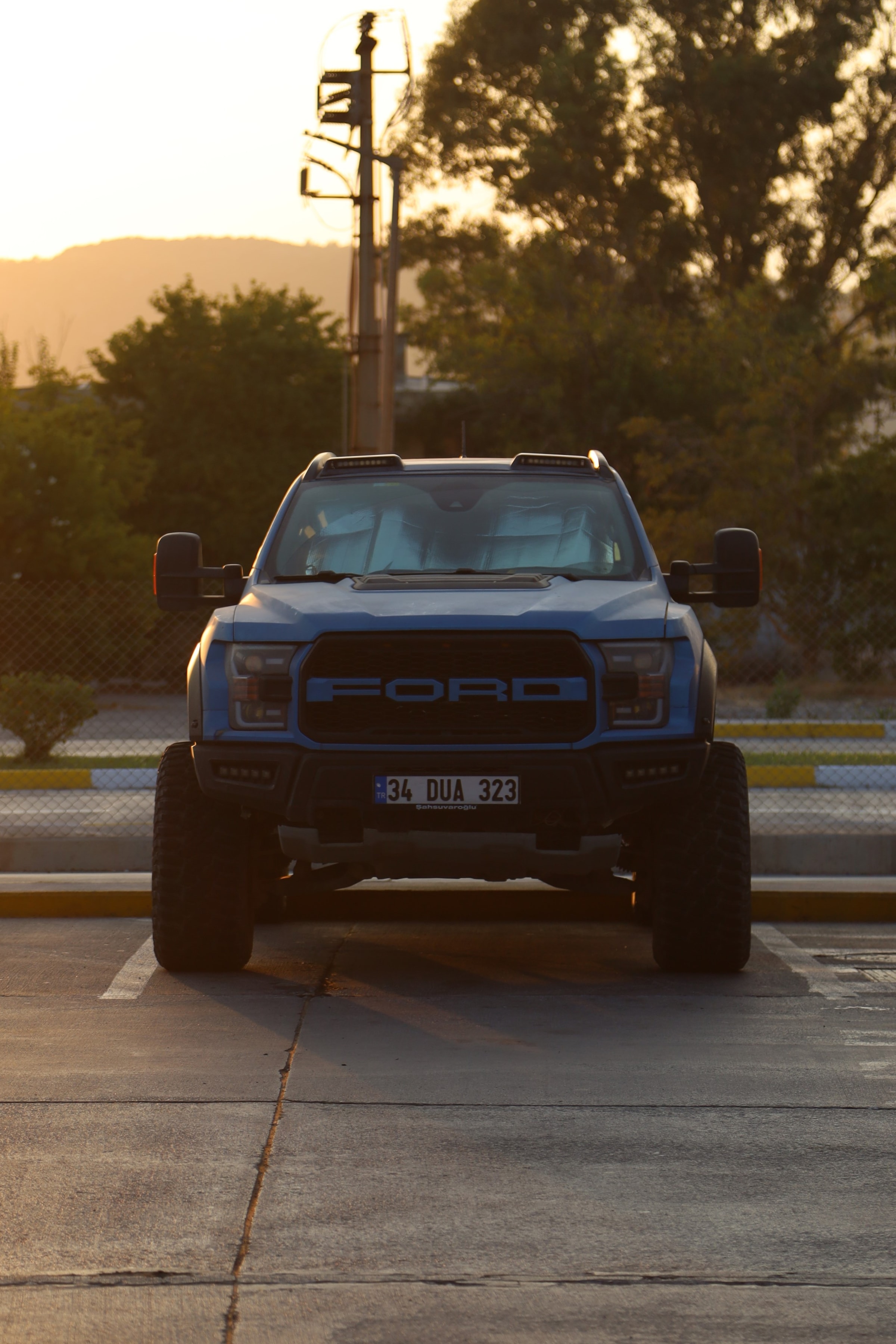 Ford F-150 Raptor — 2