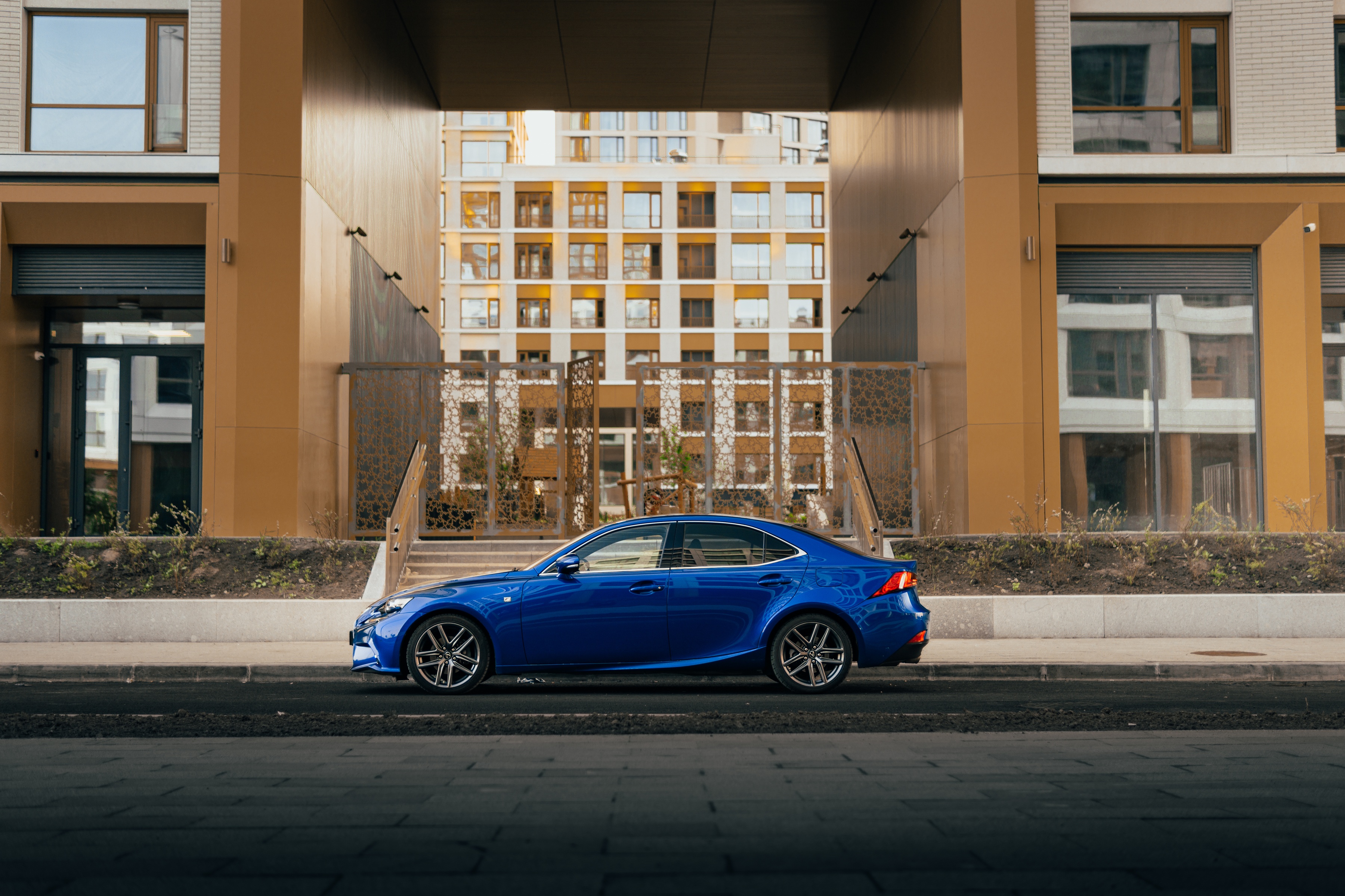Lexus IS F-Sport — 10